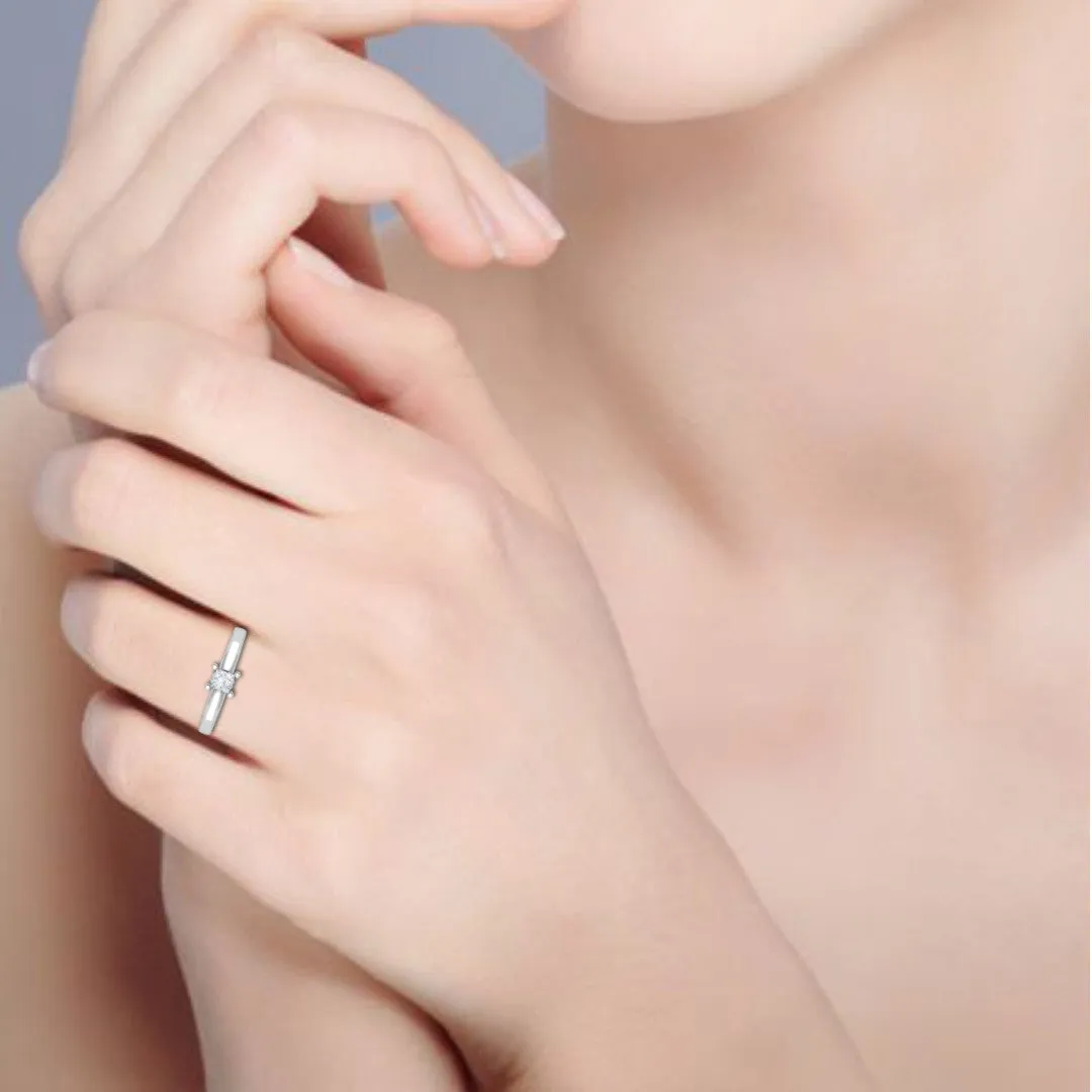 0.25 cts. Princess Cut Solitaire Diamond Platinum Engagement Ring JL PT MHD264EG