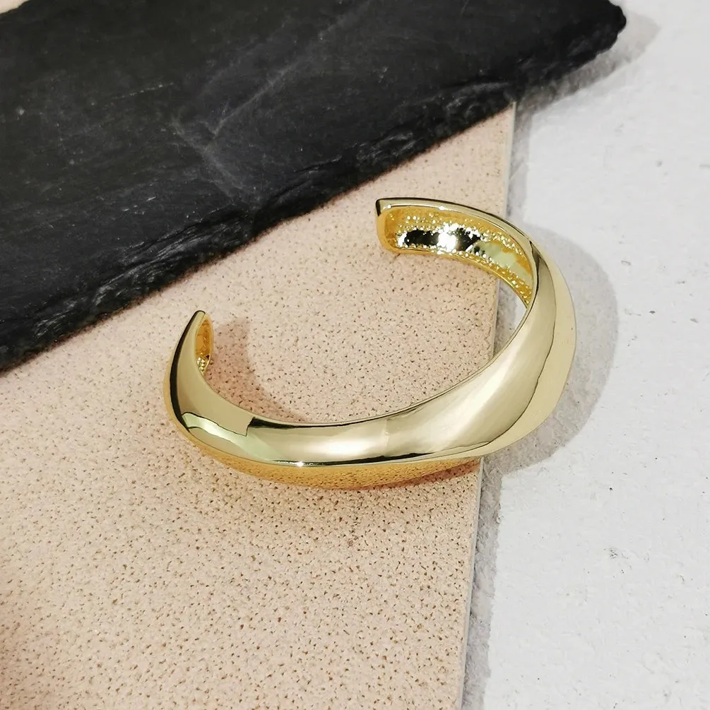 Alloy Statement Cuff Bracelet For Women Chunky Gold Bangle