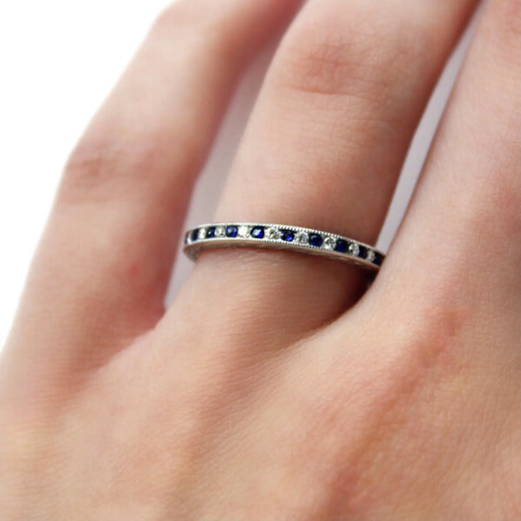 Alternating Sapphire and Diamond Band