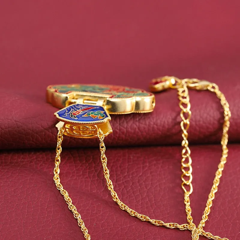 Ancient gold craftsmanship necklaces ethnic style lock Unusual enamel flowers leaf green pendant