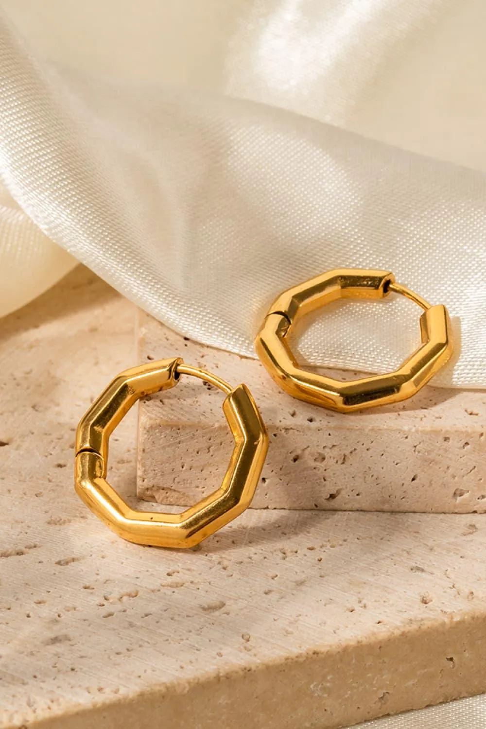 Elegant 18K Gold-Plated Geometric Stainless Steel Earrings for Timeless Style