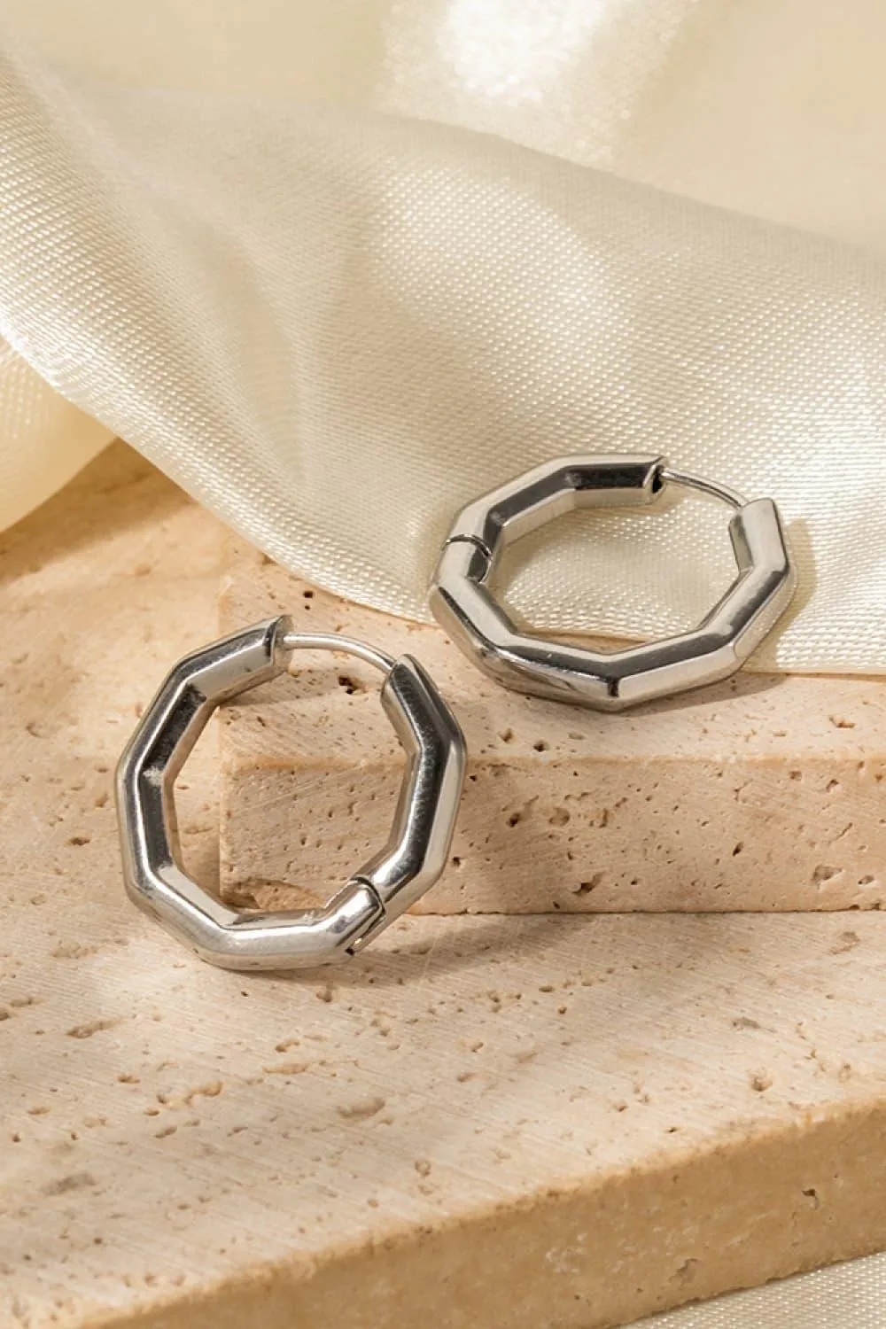 Elegant 18K Gold-Plated Geometric Stainless Steel Earrings for Timeless Style