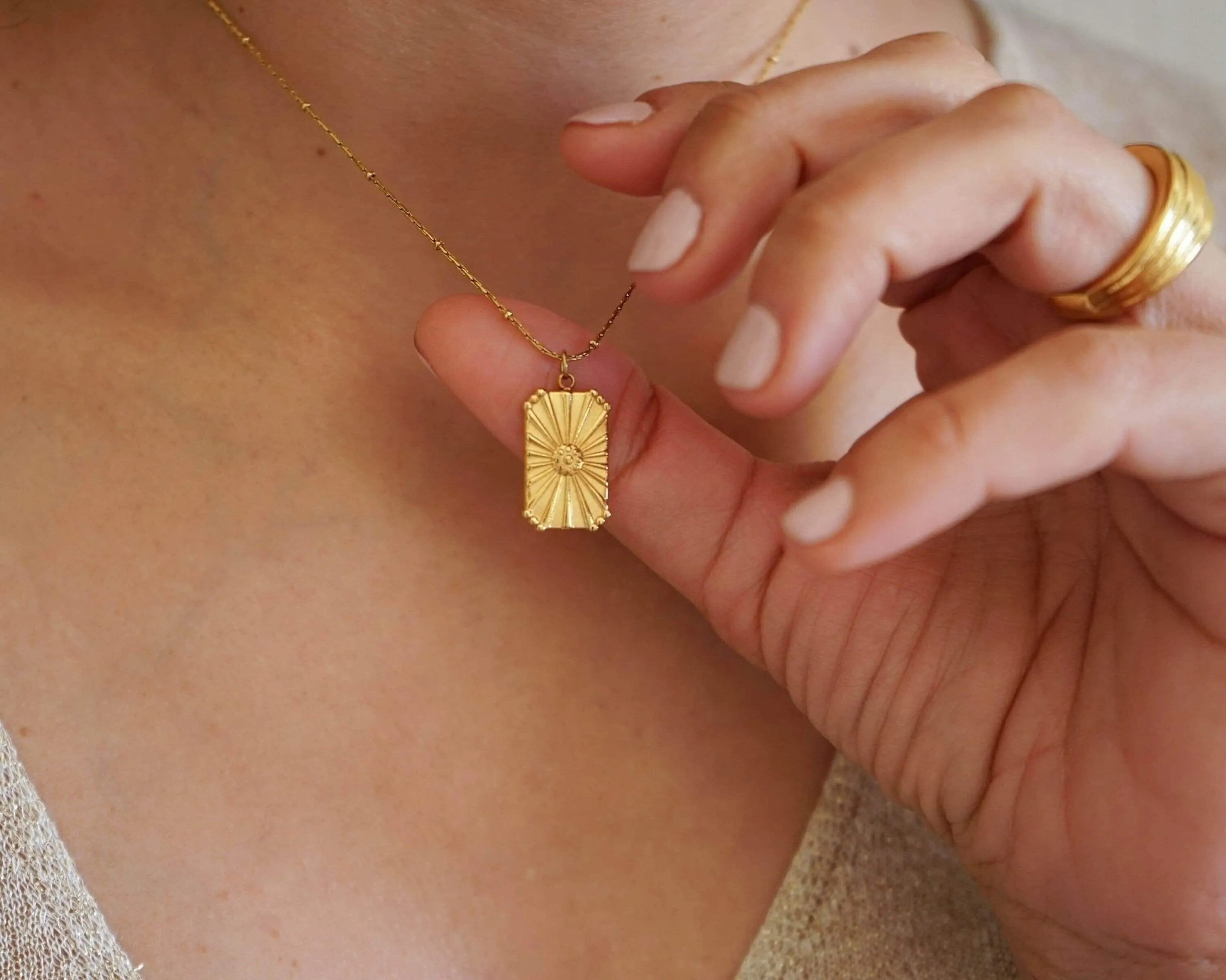 Gold Rectangle Pendant with Flower Necklace