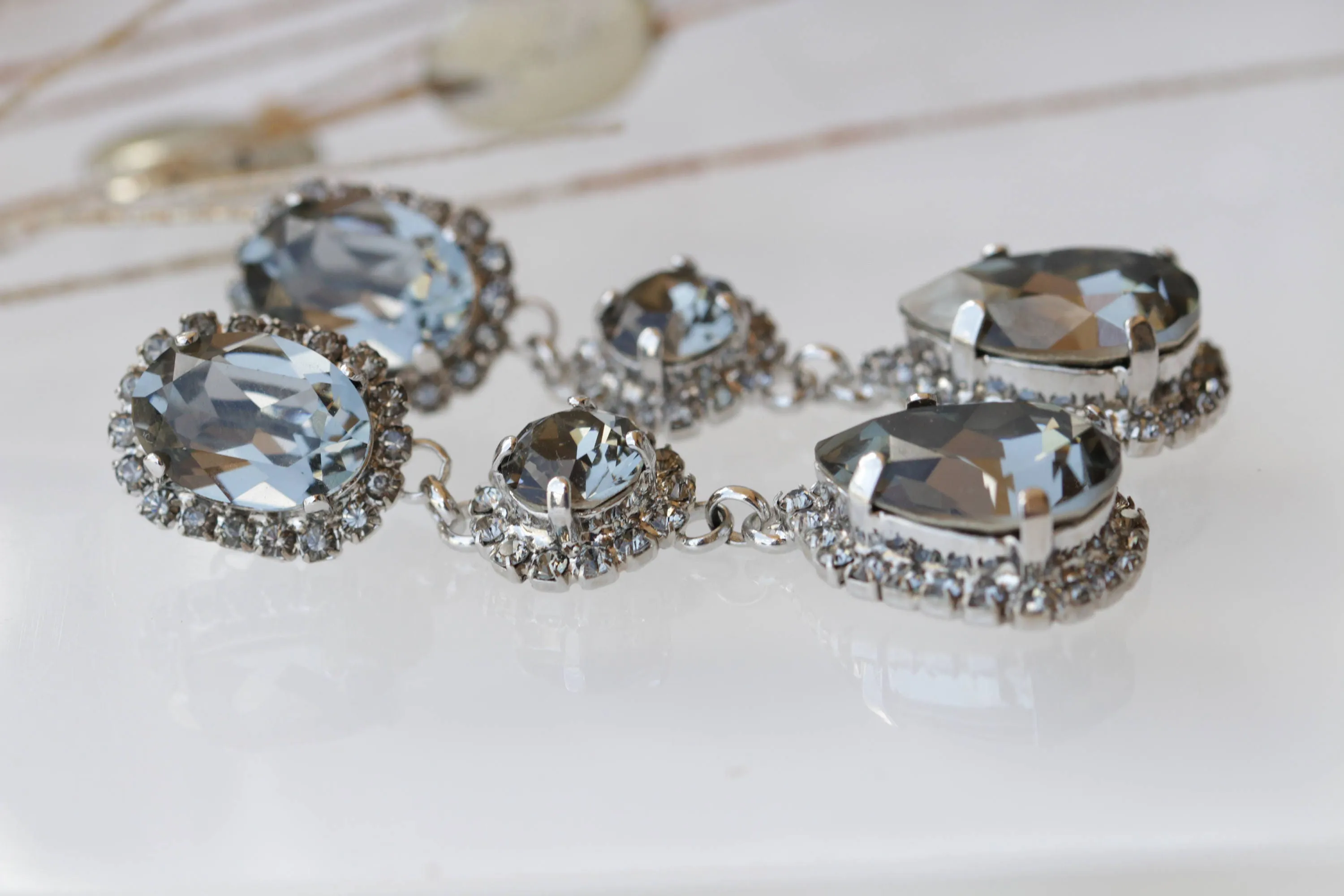 GRAY EARRINGS,