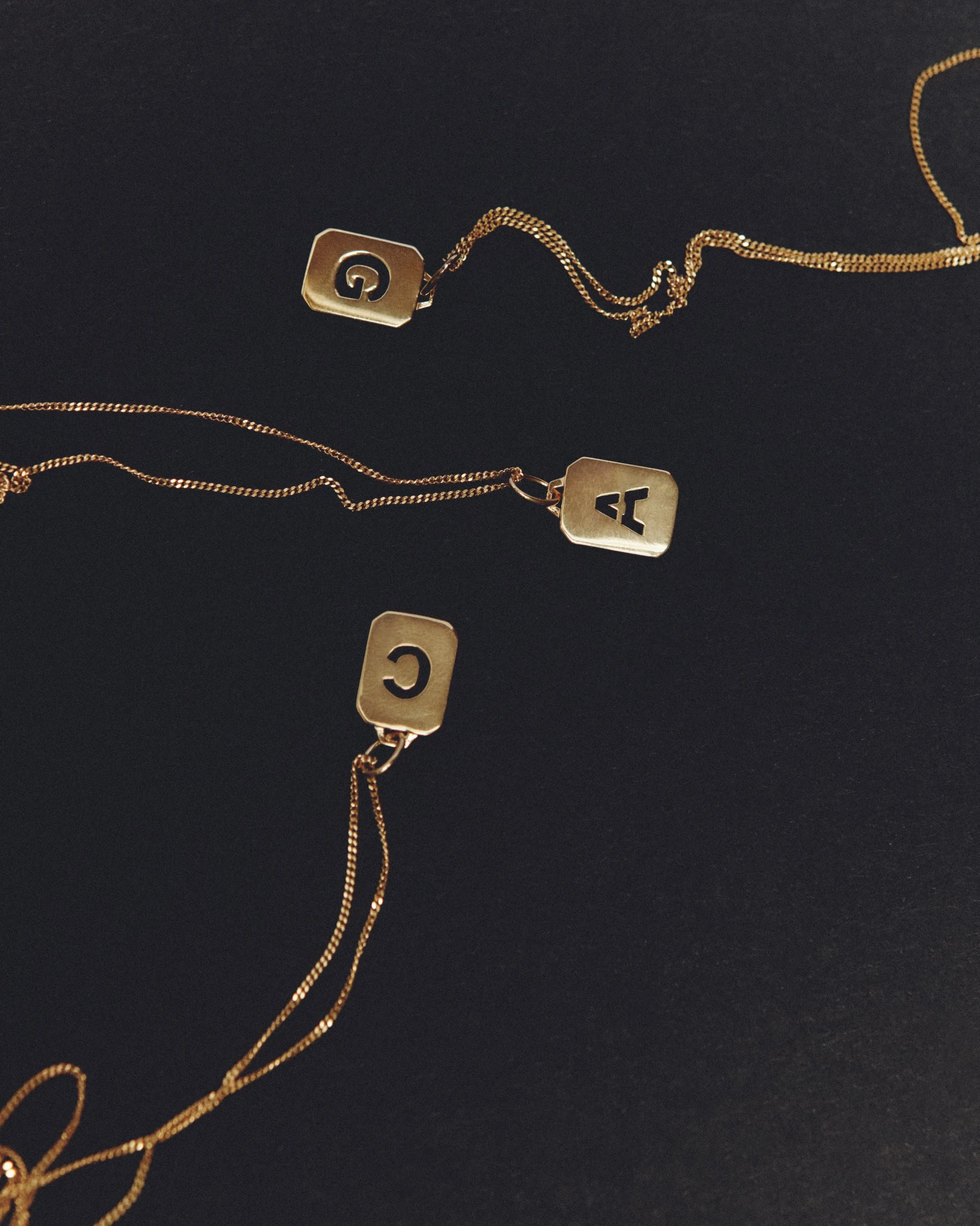Initial Tag Pendant