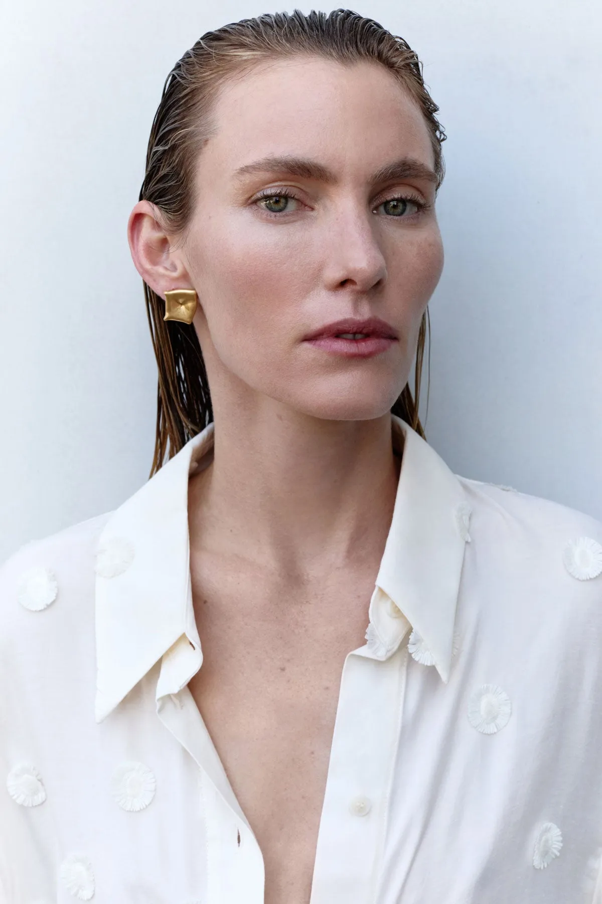 Leo Studs