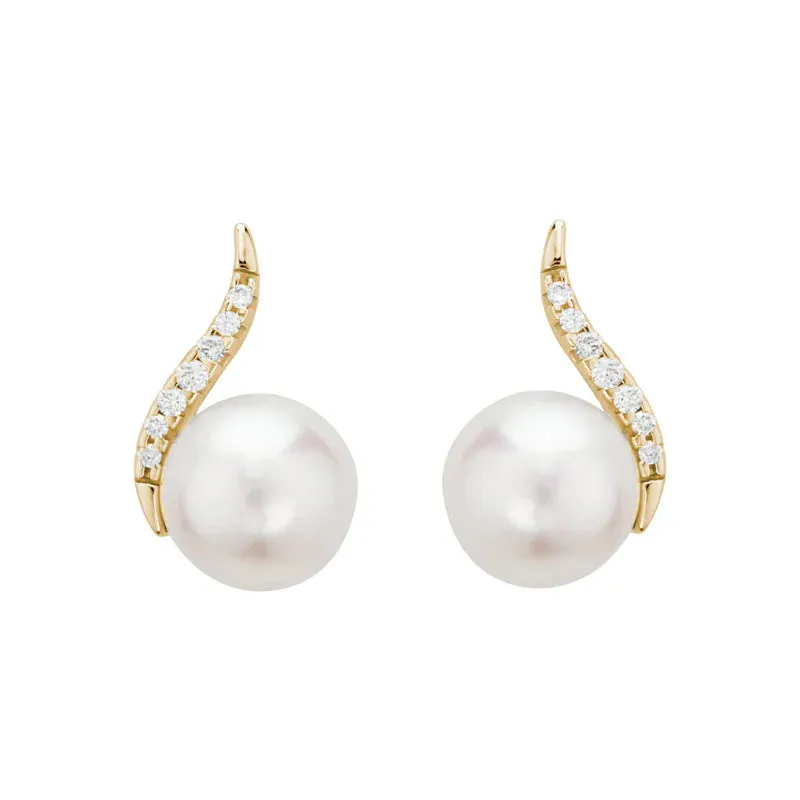 Pearl and Diamond Curve Stud