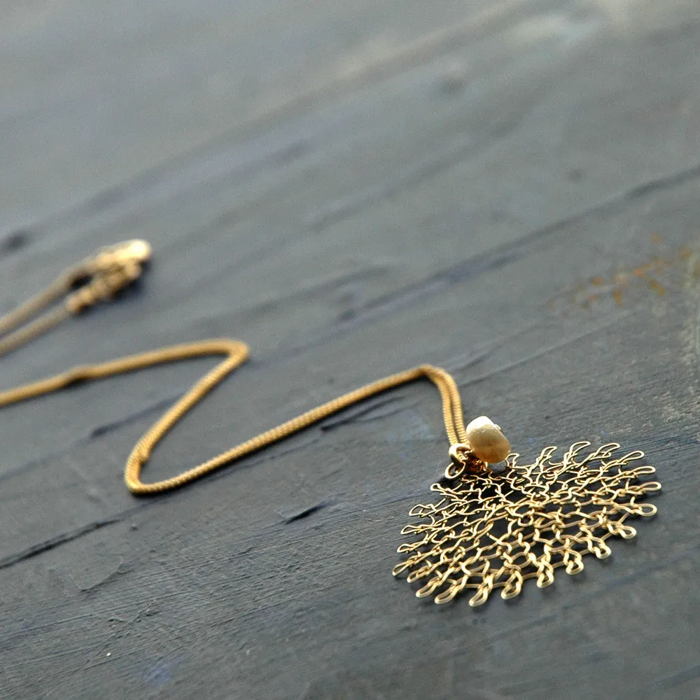 Small flower pendant necklace , Wire crochet flower in silver