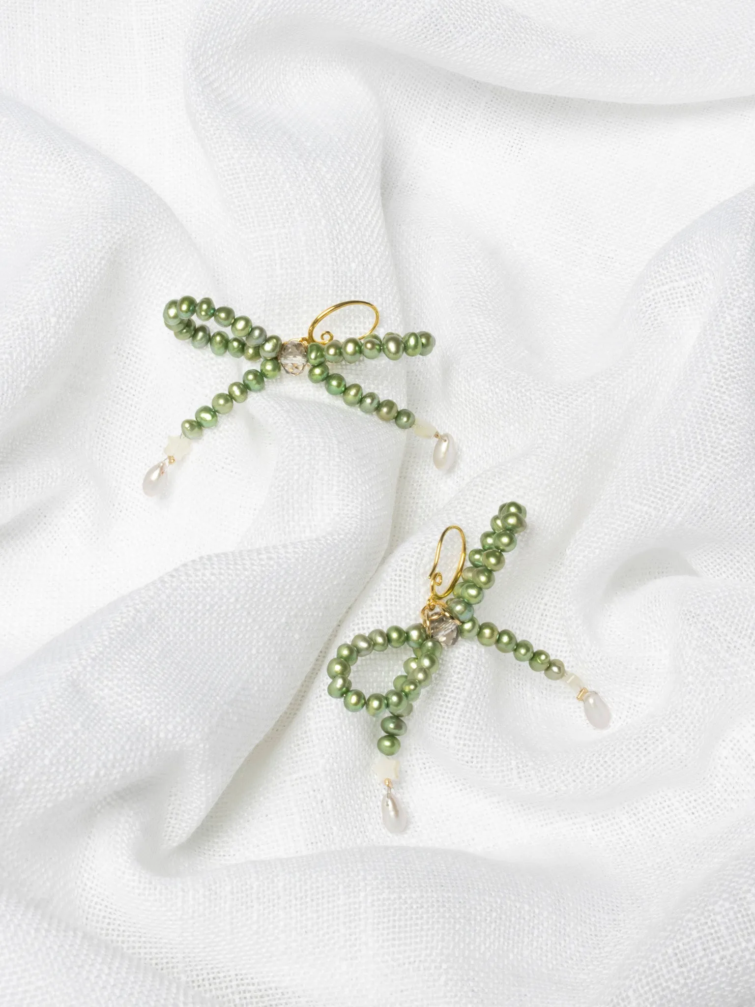 Studio Viv - Green Bow Earrings