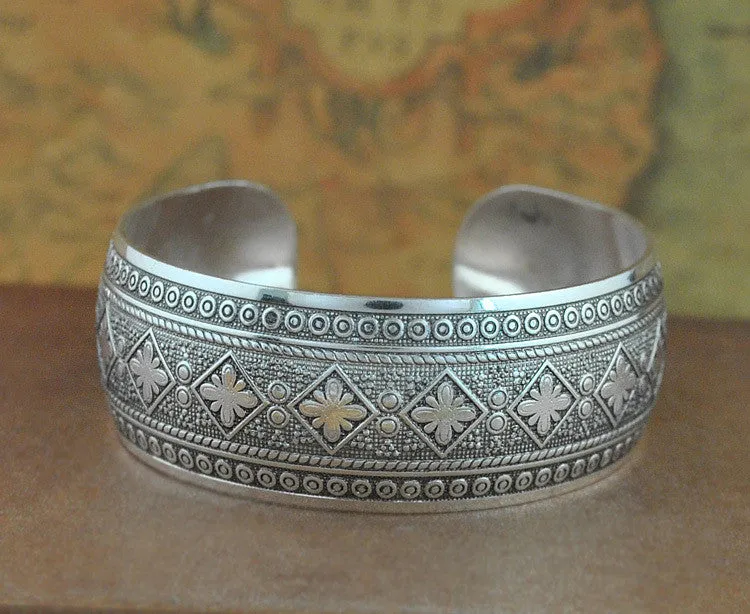 Tibetan Jewelry Vintage Silver Bangles Antique Tibetan Silver Cuff Bracelets